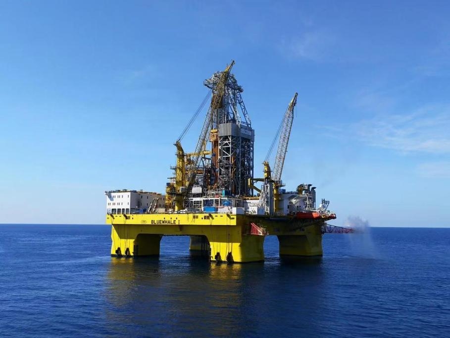 The role of hydraulic pumps in offshore drilling technology pic